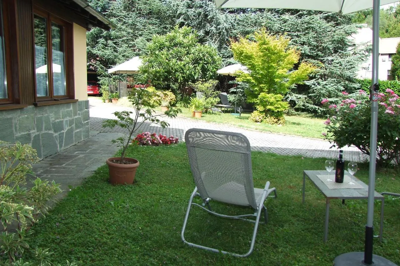 Monolocali In Casa Con Giardino Bellagio Appartement