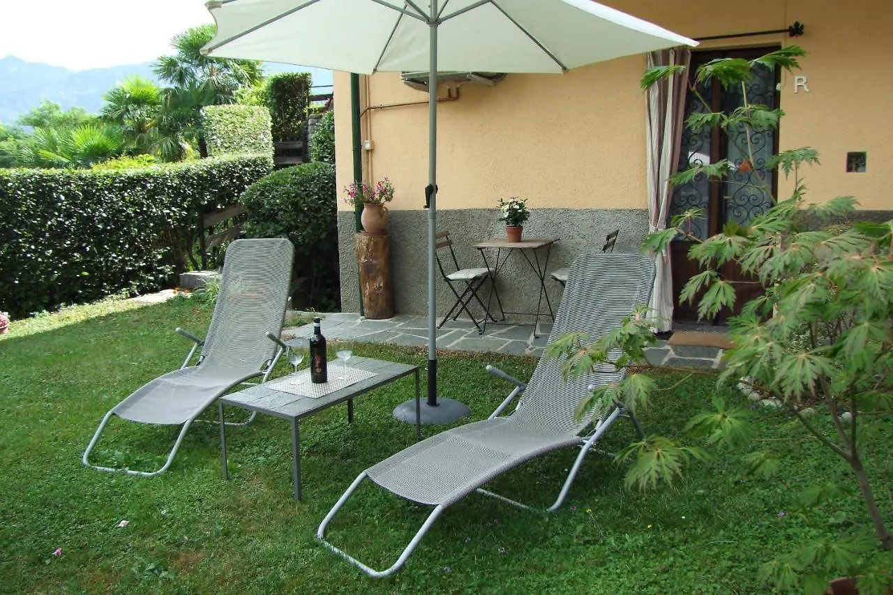 Monolocali In Casa Con Giardino Bellagio Appartement