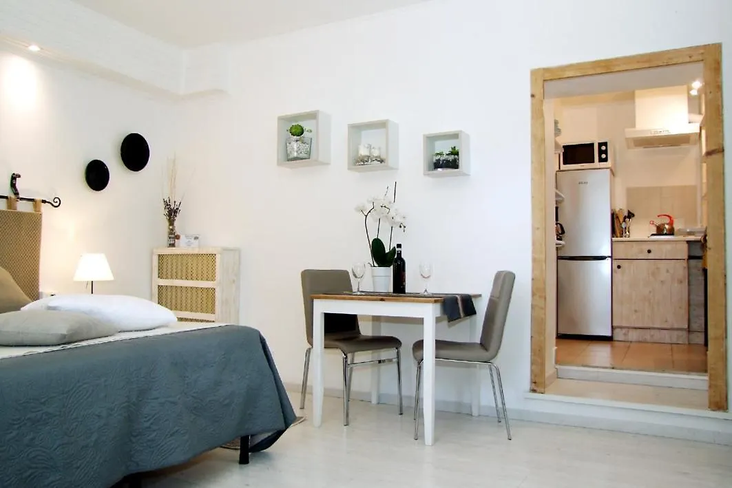 Monolocali In Casa Con Giardino Bellagio Appartement